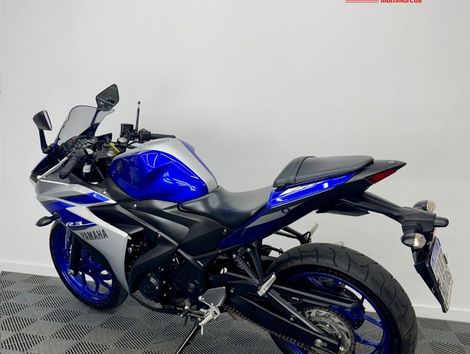 YAMAHA YZF R-3 321/ABS