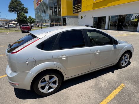 Ford Focus 2.0 16V/ 2.0 16V Flex 5p