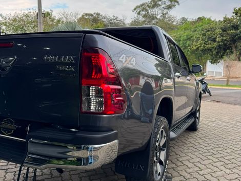 Toyota Hilux CD SRX 4x4 2.8 TDI 16V Diesel Aut.