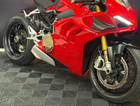 Ducati PANIGALE V4 S