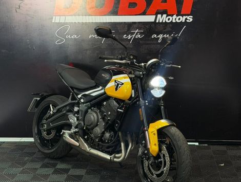 TRIUMPH TRIDENT 660