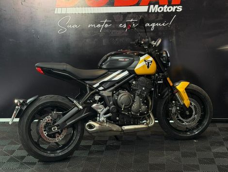 TRIUMPH TRIDENT 660