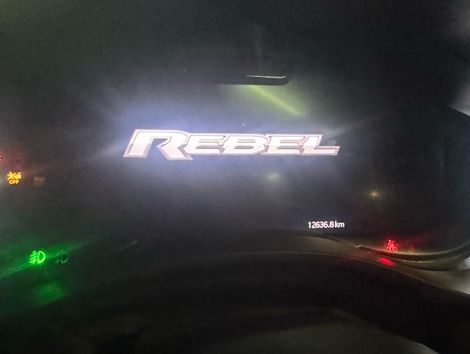 RAM 1500 REBEL 5.7 HEMI CD V8 4x4 Aut.