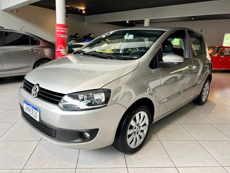 VolksWagen Fox 1.6 Mi Total Flex 8V 5p
