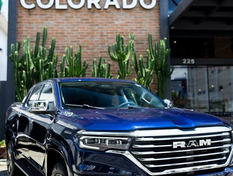 RAM RAMPAGE LAR. HURR. 4 2.0 TB CD 4X4  Aut.