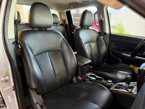 Mitsubishi TRITON SPORT HPE S