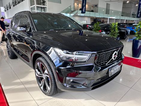 Volvo XC 40 T-5 R-DESIGN 1.5 FWD (Híbrido)