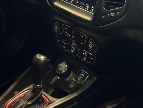 Jeep COMPASS TRAILHAWK 2.0 4x4 Dies. 16V Aut.