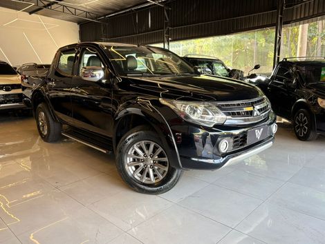 Mitsubishi L200 Triton Sport HPE-S 2.4 CD Dies. Aut