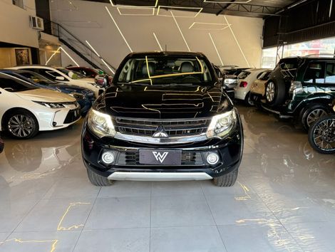 Mitsubishi L200 Triton Sport HPE-S 2.4 CD Dies. Aut