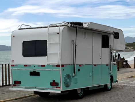 VolksWagen Kombi Furgão 1.4 Mi Total Flex 8V