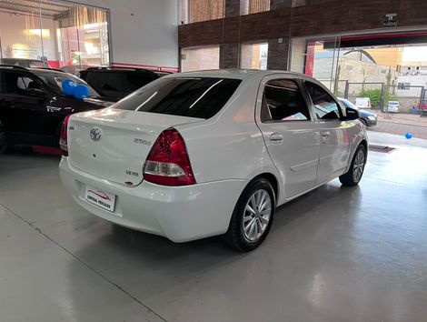 Toyota ETIOS XS Sedan1.5 Flex 16V 4p Mec.