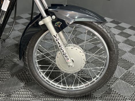 HONDA CG 125 FAN / FAN KS / 125 i FAN
