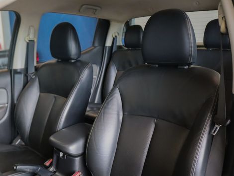 Mitsubishi L200 Triton Sport HPE-S 2.4 CD Dies. Aut