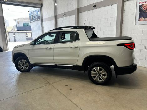 Fiat Toro Freedom 1.8 16V Flex Aut.