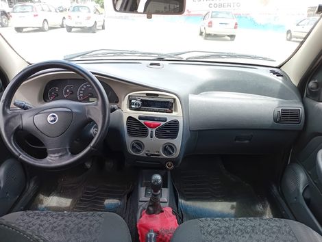 Fiat Siena Celebration 1.0 Fire Flex 8V 4p