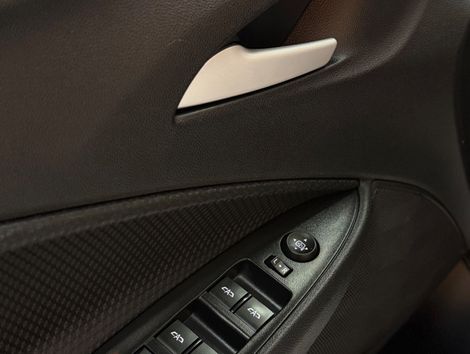 Chevrolet ONIX SEDAN Plus LT 1.0 12V Flex 4p Mec.