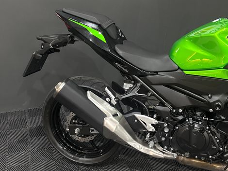 KAWASAKI Z 400