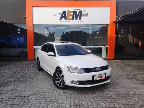 VolksWagen JETTA Highline 2.0 TSI 16V 4p Tiptronic