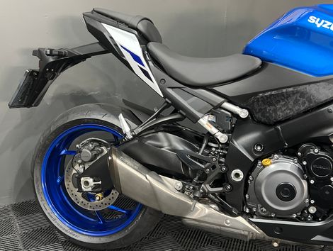 SUZUKI GSX-S 1000