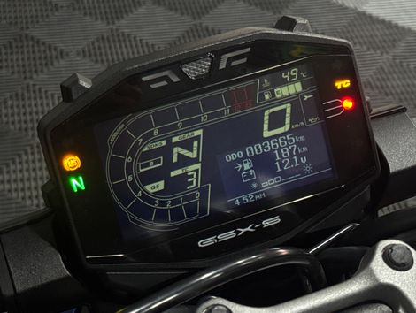 SUZUKI GSX-S 1000