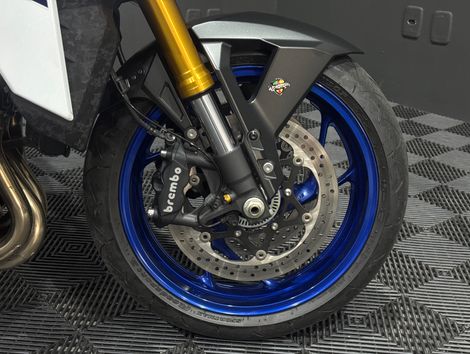 SUZUKI GSX-S 1000