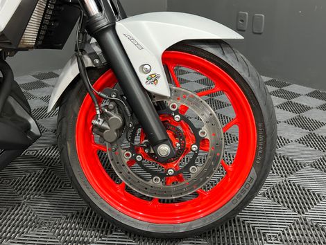 YAMAHA MT-03 321/ABS