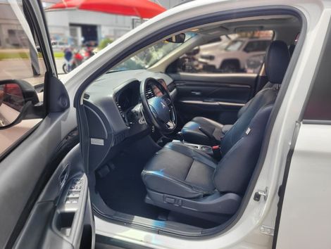 Mitsubishi OUTLANDER 2.0 16V 160cv Aut.