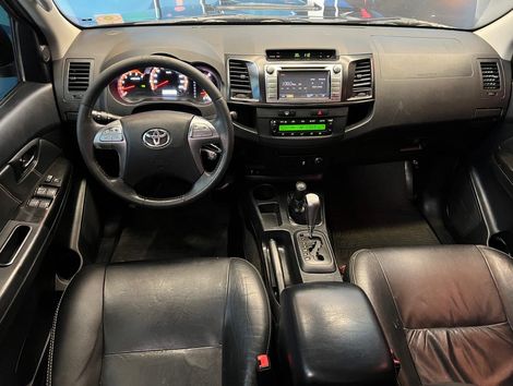 Toyota Hilux CD SRV D4-D 4x4 3.0 TDI Diesel Aut