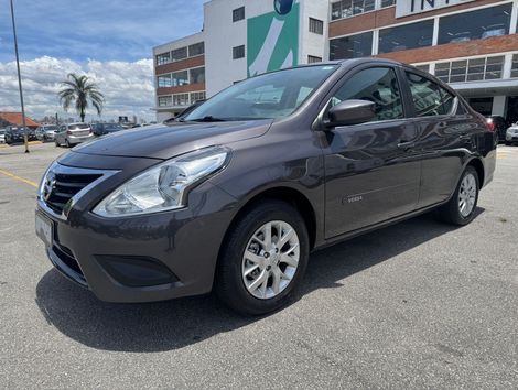Nissan VERSA SL 1.6 16V Flex Fuel 4p Mec.