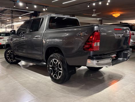 Toyota Hilux CD SRV 4x4 2.8 TDI Diesel Aut.