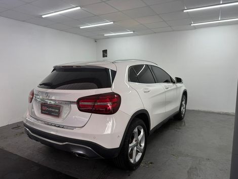 Mercedes GLA 200 Advance 1.6/1.6 TB 16V Flex Aut.