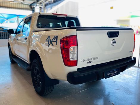 Nissan Frontier S CD 4x4 2.3 TB Diesel Mec.