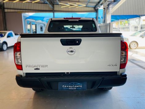 Nissan Frontier S CD 4x4 2.3 TB Diesel Mec.