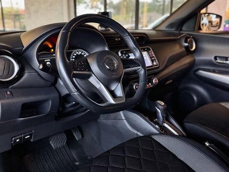 Nissan KICKS SV 1.6 16V FlexStar 5p Aut.