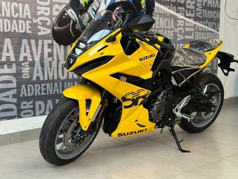 SUZUKI GSX-8R