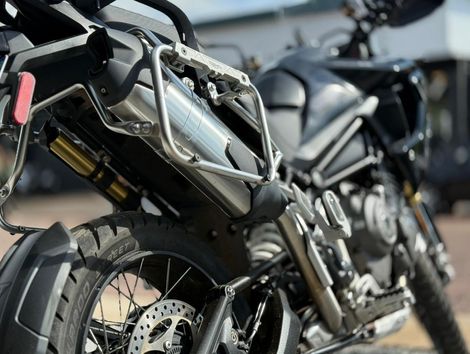 TRIUMPH TIGER 1200 RALLY BLACK Edition