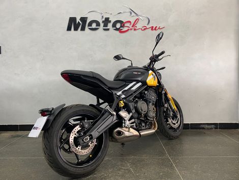 TRIUMPH TRIDENT 660
