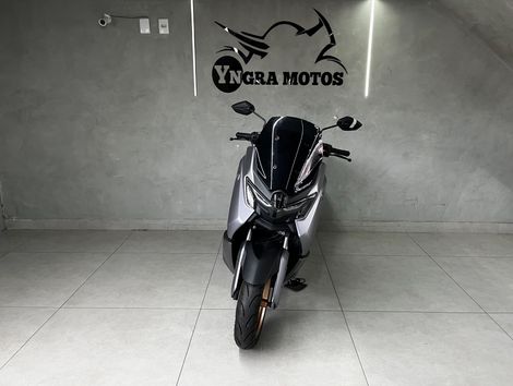 YAMAHA NMAX Connected 160 ABS