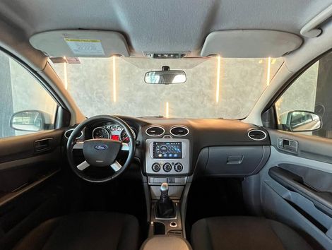 Ford Focus 1.6 S/SE/SE Plus Flex 8V/16V  5p