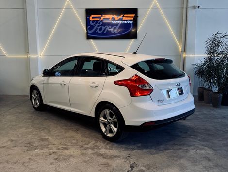 Ford Focus 1.6 S/SE/SE Plus Flex 8V/16V  5p