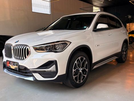 BMW X1 SDRIVE 20i X-Line 2.0 TB Active Flex