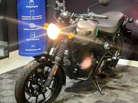 Royal Enfield Hunter 350 Dapper