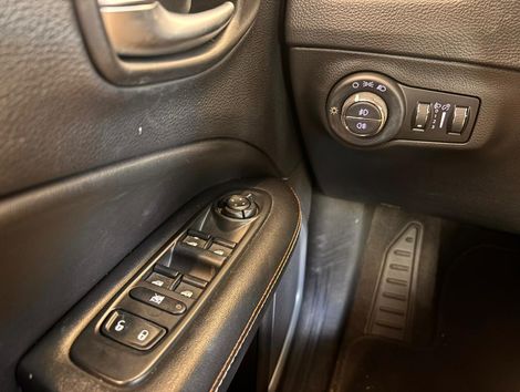 Jeep COMPASS LONGITUDE 2.0 4x4 Dies. 16V Aut.