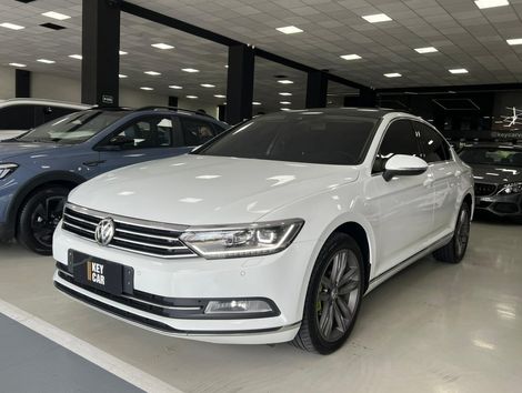 VolksWagen Passat Highline 2.0 TSI 220cv Tip.