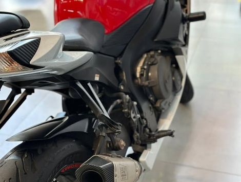 SUZUKI GSX-R 750 W SRAD