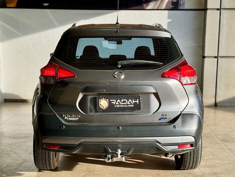 Nissan KICKS SL 1.6 16V FlexStar 5p Aut.