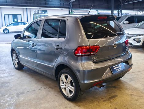 VolksWagen Fox Highline1.6 Flex 16V 5p