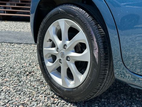 Nissan MARCH SV 1.0 16V Flex Fuel 5p