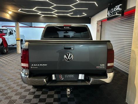 VolksWagen AMAROK Highline CD 3.0 4x4 TB Dies. Aut.